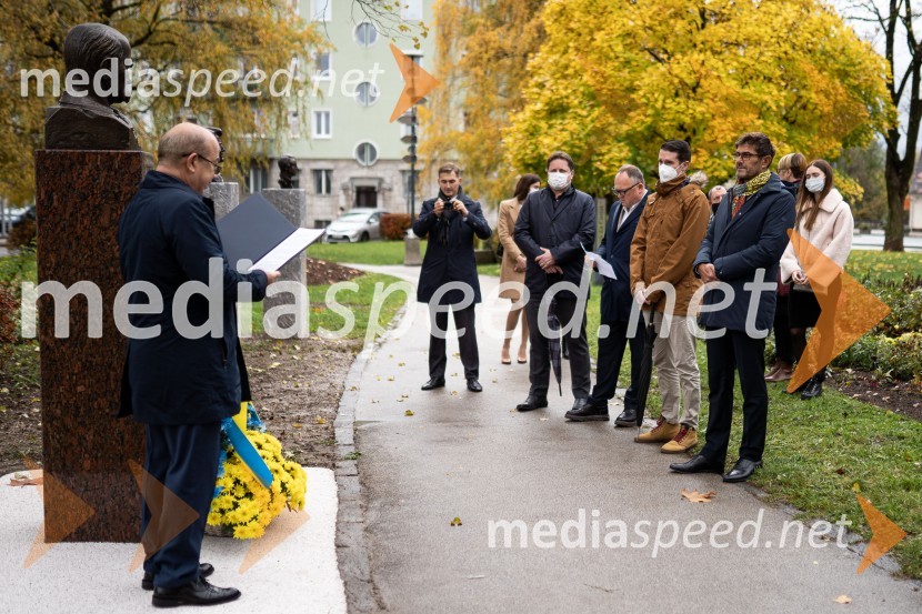 Odkritje ukrajinskega kipa v Parku La Ciotat