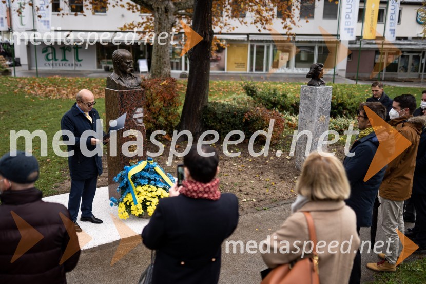 Odkritje ukrajinskega kipa v Parku La Ciotat