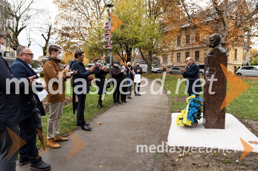 Odkritje ukrajinskega kipa v Parku La Ciotat