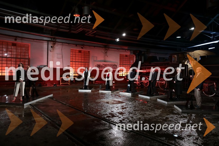  Maja Sodja, tv voditeljica;  Erika Žnidaršič, TV voditeljica;  Mario Fafangel, Vodja centra za nalezljive bolezni NIJZ;  Alenka Zupančič, filozofinja;  Aleksander Čeferin, odvetnik in predsednik UEFE; red. prof. dr. Mojmir Mrak, Ekonomska fakulteta, Univerza v Ljubljani  ;  Ksenija Benedetti, nekdanja šefinja državnega protokola RS;  dr. Dan  Podjed, antropologSkupaj naprej, oddaja RTVSLO in POPTV