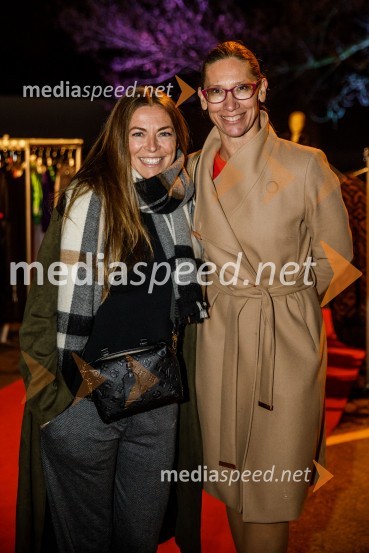  Azra Selimanović, plesalka, televizijska voditeljica;  Katja Mlakar, direktorica, agencija AVIŽenska, 50. premiera Špas teatra