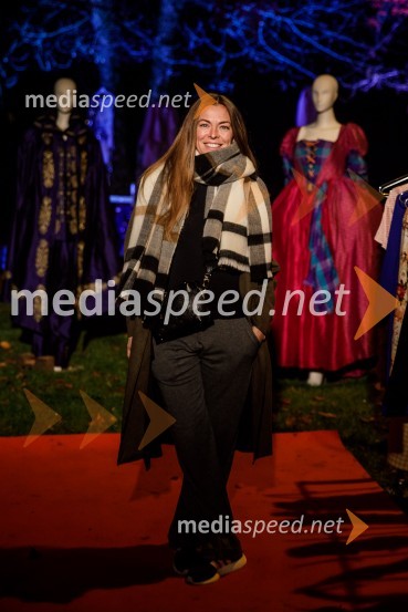  Azra Selimanović, plesalka, televizijska voditeljicaŽenska, 50. premiera Špas teatra