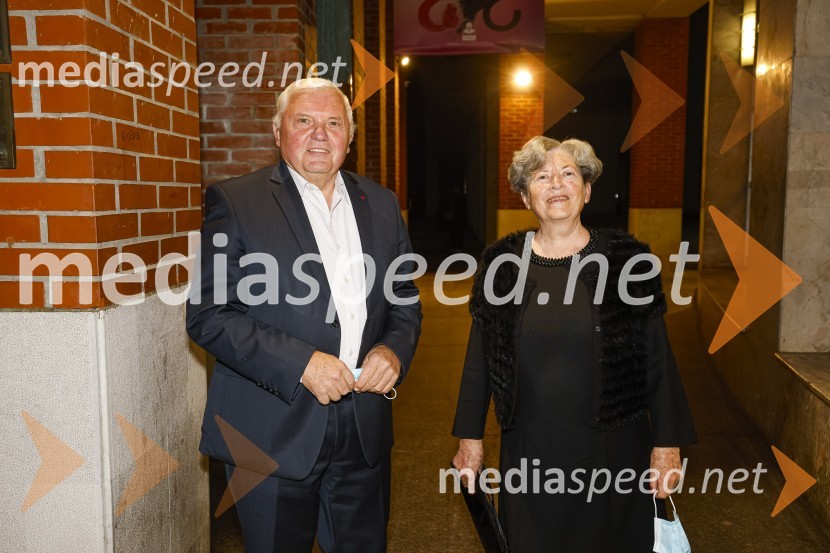 Mirko Brulc, nekdanji župan MONG in poslanec s soprogo&nbsp;In stoletje bo zardelo. Primer Kocbek, premiera melodrame