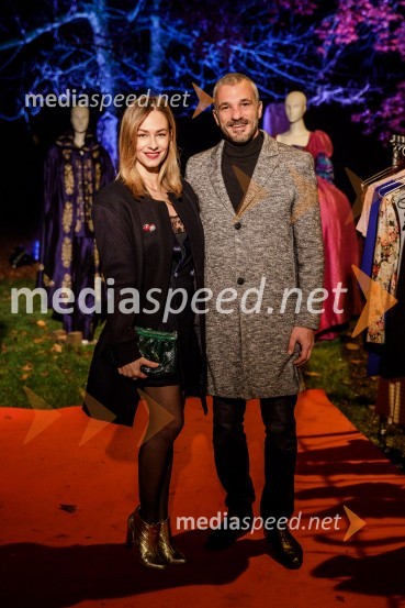  Gorka Berden, igralka;  Primož Vrhovec, igralecŽenska, 50. premiera Špas teatra