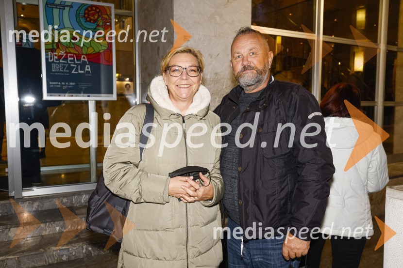 mag. Neda Rusjan Bric, režiserka in igralka ;  Matjaž Bric, vodja reševalne službe ZD Nova GoricaIn stoletje bo zardelo. Primer Kocbek, premiera melodrame