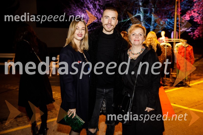  Gorka Berden, igralka;  Žiga Flajnik, kostumograf;  Vesna  Slapar, igralkaŽenska, 50. premiera Špas teatra