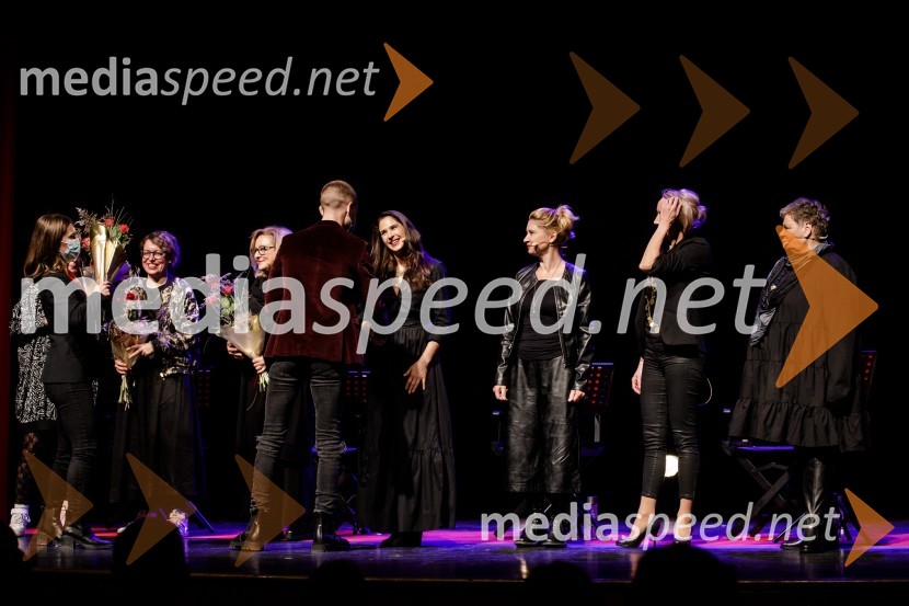 Ženska, 50. premiera Špas teatra