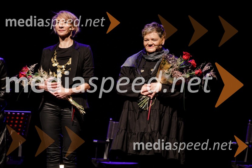  Mojca Funkl, igralka;  Desa Muck, voditeljica, pisateljica, dobitnica nagrade Frana Milčinskega – Ježka 2016Ženska, 50. premiera Špas teatra