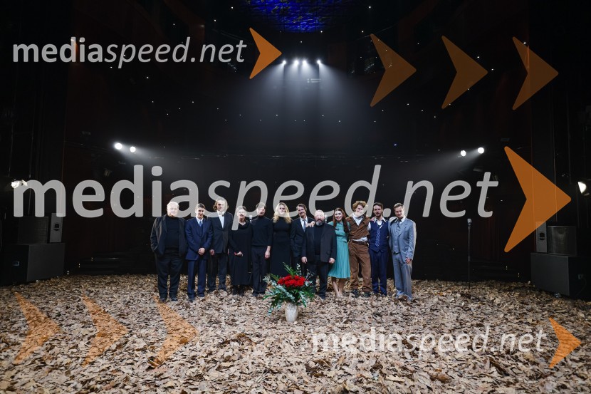  Pavle Ravnohrib, igralec;  Timotej Novaković, igralec;  Lovro Zafred, igralec;  Mario Dragojević, igralec;  Vitorija  Zdovc;  Peter Harl, igralec;  Gregor  Čušin, igralec;  Anuša  Kodelja, igralka;  Borut Doljšak, igralec;  Matija Rupel, igralec;  Gregor Podričnik, igralecIn stoletje bo zardelo. Primer Kocbek, premiera melodrame