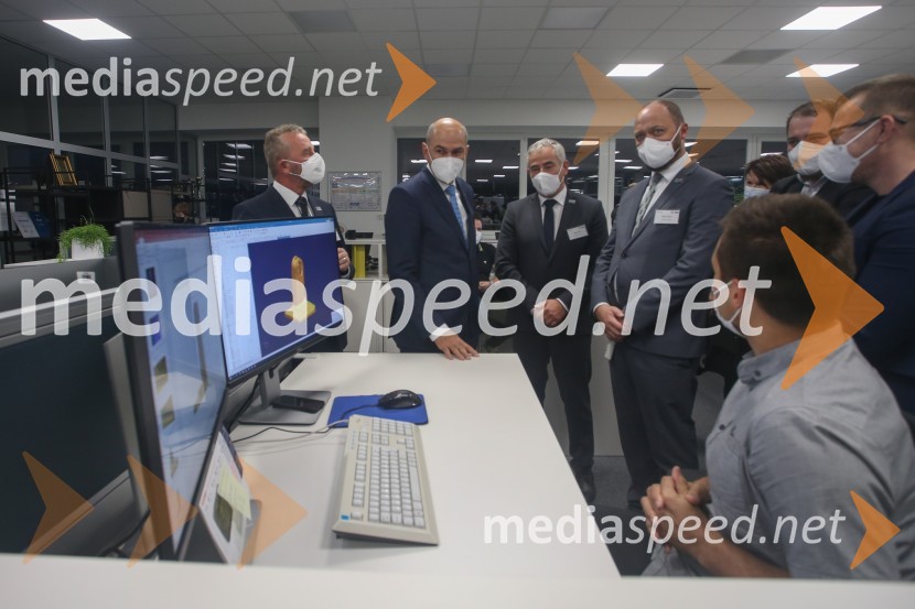  ... ;  Janez Janša, predsednik vlade RS;  ... ;  Boštjan Gorjup, direktor podjetja BSHV BSH Nazarje Janez Janša otvoril Agilni razvojni center