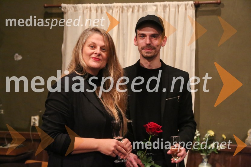  Ana Rokvić Pinterič, pomočnica ravnatelja, SNG Drama Ljubljana;  Nejc Cijan Garlatti, igralecCement, premiera v SNG Drama Ljubljana