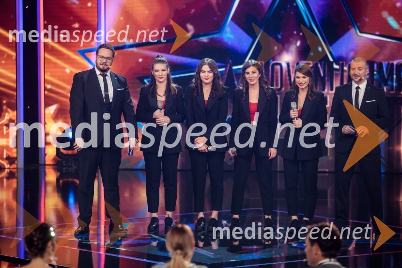  Sašo Stare, stand up komik, voditelj;  Anja Ruperčič, Annia, pevka;  Nina Pintar;  Špela Ivančič;  Nika  Svetlin;  Aleš Novak, stand-up komikSlovenija ima talent 2021, druga polfinalna oddaja