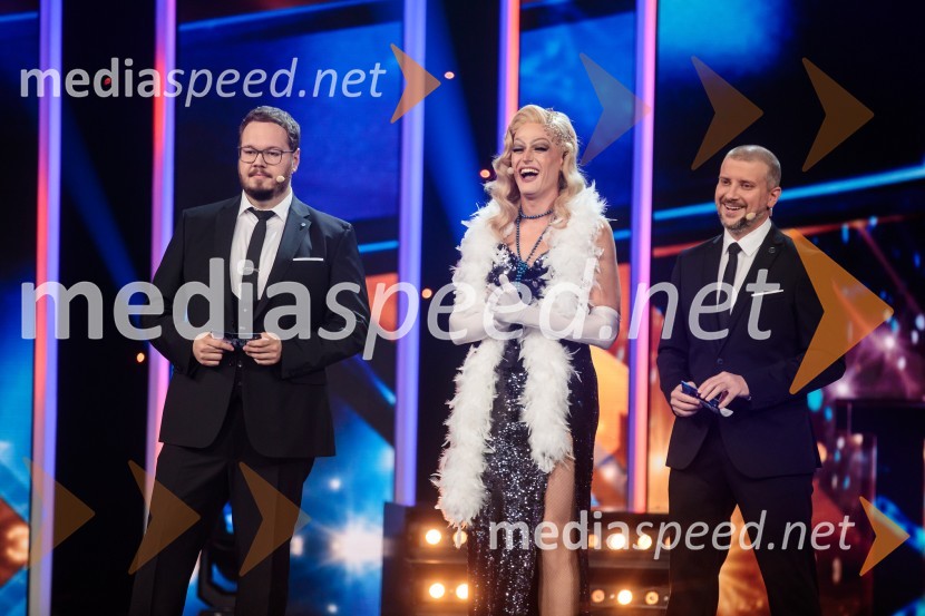 Jenna D z voditeljema Slovenija ima talent 2021, druga polfinalna oddaja