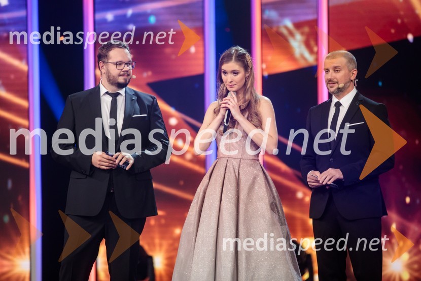  Sašo Stare, stand up komik, voditelj;  Lara Žgajnar;  Aleš Novak, stand-up komikSlovenija ima talent 2021, druga polfinalna oddaja
