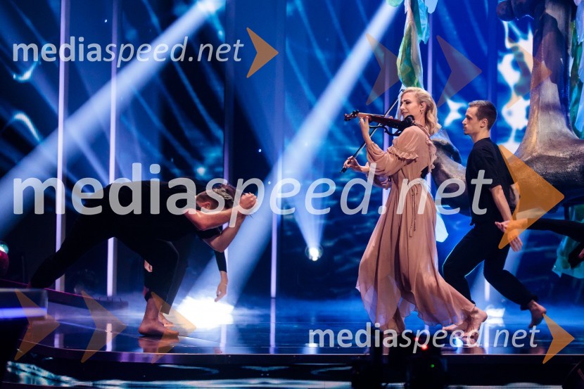  Maša Golob, violinistkaSlovenija ima talent 2021, druga polfinalna oddaja