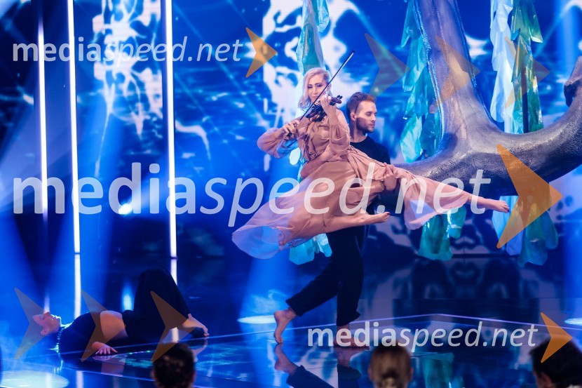  Maša Golob, violinistkaSlovenija ima talent 2021, druga polfinalna oddaja