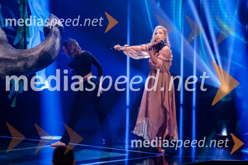  Maša Golob, violinistkaSlovenija ima talent 2021, druga polfinalna oddaja