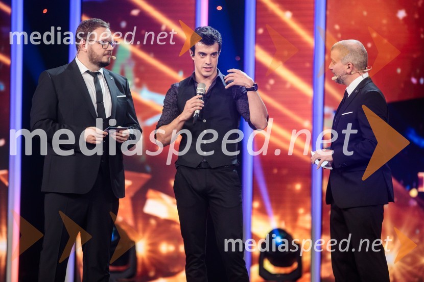  Sašo Stare, stand up komik, voditelj;  Marko  Stanković, glasbenik;  Aleš Novak, stand-up komikSlovenija ima talent 2021, druga polfinalna oddaja