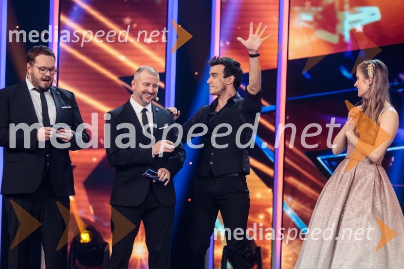  Sašo Stare, stand up komik, voditelj;  Aleš Novak, stand-up komik;  Marko  Stanković, glasbenik;  Lara ŽgajnarSlovenija ima talent 2021, druga polfinalna oddaja