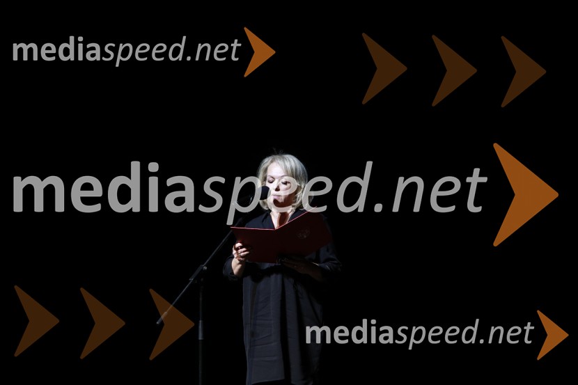  Alenka Iskra, podžupanja Mestne občine Maribor za področje sociale, socialnega podjetništva, kulture in turizma ter društev in nevladnih organizacijAnton Bogov se je s Smrtjo v Benetkah poslovil od aktivne kariere