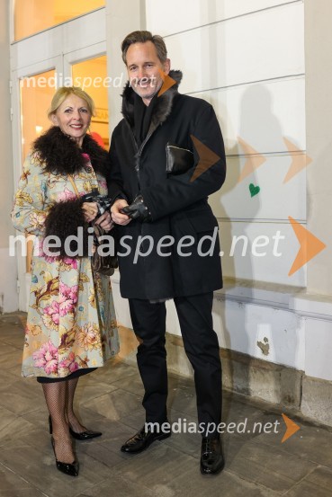 dr. med.  Snežana Kos;  Uroš Marguč, Galerija lepih lasAnton Bogov se je s Smrtjo v Benetkah poslovil od aktivne kariere