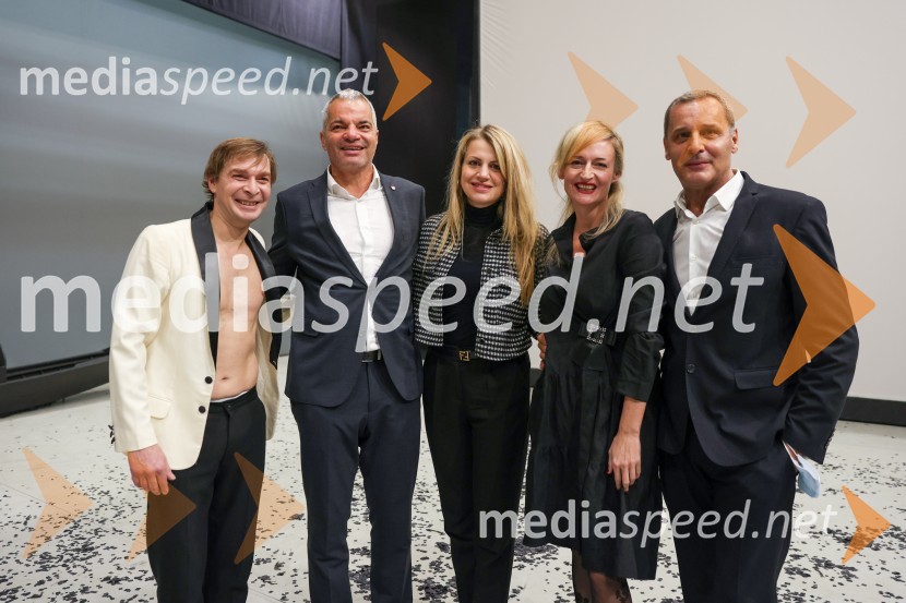  Anton Bogov, baletni solist;  Aleksander Saša Arsenovič, župan, Mestna občina Maribor;  Katja Arsenovič, direktorica Rožmarin Hospitality Group;  Valentina Turcu, koreografinja in baletna solistka;  Danilo Rošker, direktor SNG MariborAnton Bogov se je s Smrtjo v Benetkah poslovil od aktivne kariere