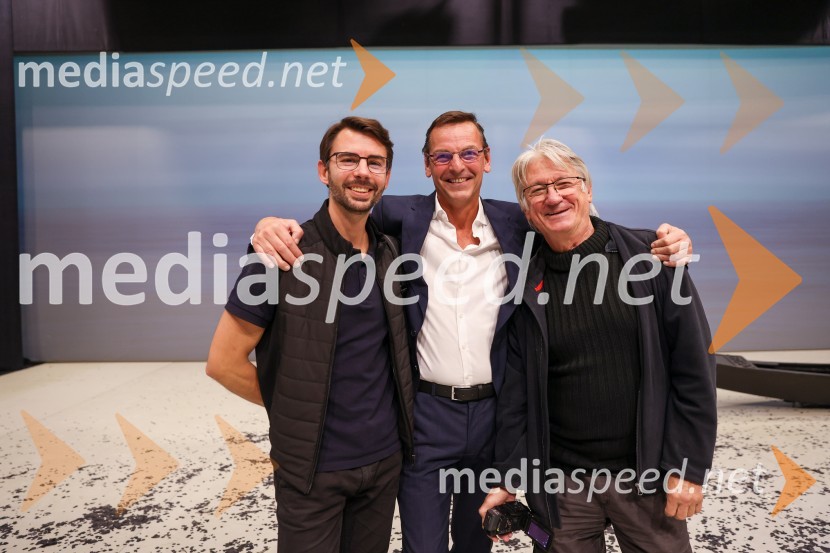  Matjaž Marin, baletnik;  Tomaž Rode, predsednik Društva baletnih umetnikov Slovenije;  Vojko Vidmar, nekdanji baletnikAnton Bogov se je s Smrtjo v Benetkah poslovil od aktivne kariere