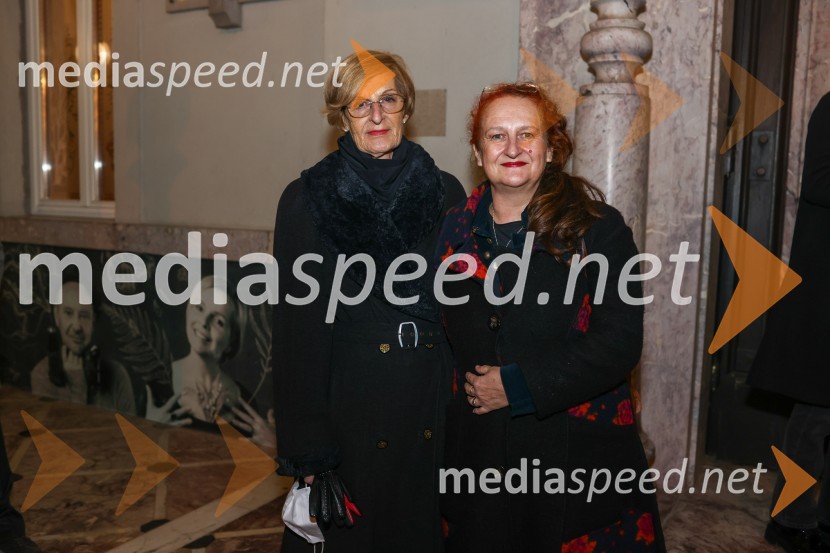  Mojca Kreft, dramaturginja in teatrologinja;  Marinka Poštrak, dramaturginja, Prešernovo gledališče KranjLepe vide lepo gorijo, premiera drame, Prešernovo gledališče Kranj