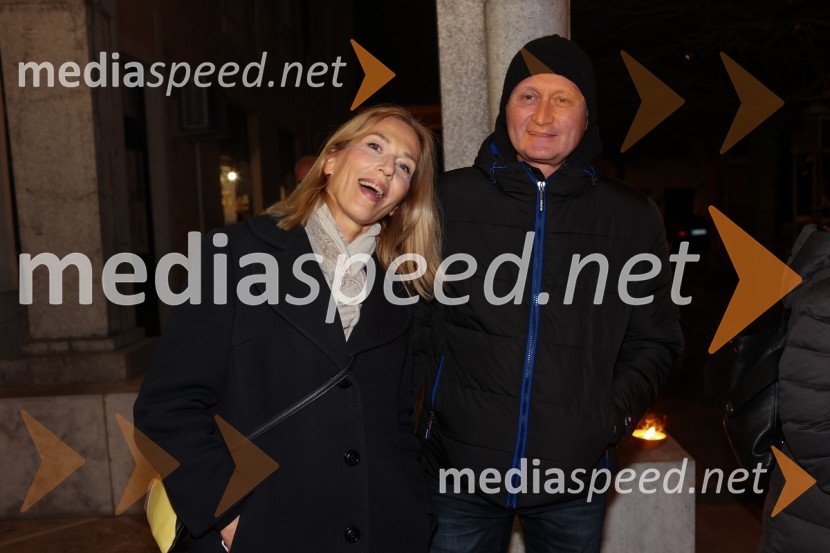  Vilma Štritof, dramaturginja, predsednica žirije za Grumovo nagrado;  Blaž Lukan, kritikLepe vide lepo gorijo, premiera drame, Prešernovo gledališče Kranj