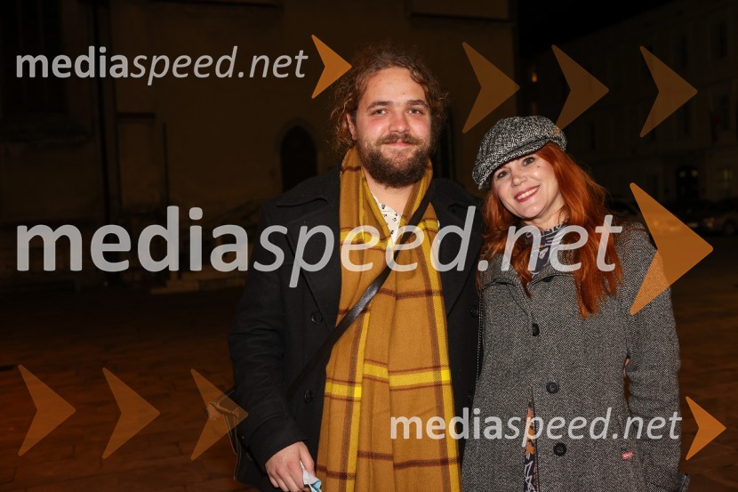  Luka Marcen, režiser;  Eva Belčič, vodja marketinga in odnosov z javnostmi, Prešernovo gledališče KranjLepe vide lepo gorijo, premiera drame, Prešernovo gledališče Kranj