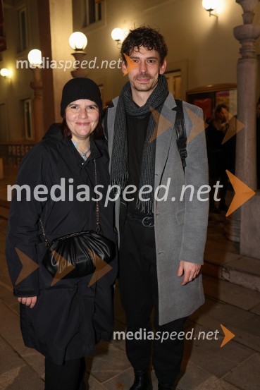  Teja Pelko, novinarka, Svet24;  Nejc Cijan Garlatti, igralecLepe vide lepo gorijo, premiera drame, Prešernovo gledališče Kranj