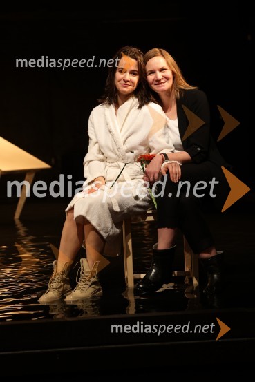  Gaja Filač, igralka;  Maša Pelko, režiserkaLepe vide lepo gorijo, premiera drame, Prešernovo gledališče Kranj