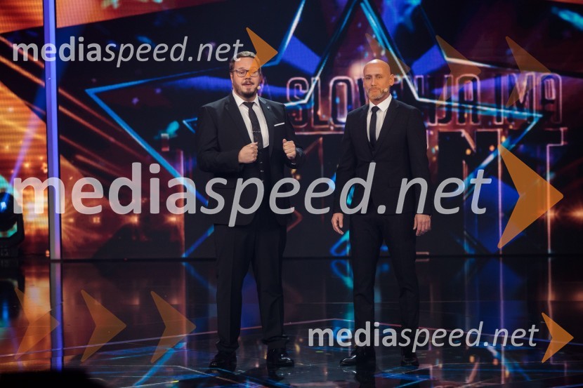  Sašo Stare, stand up komik, voditelj;  Peter Poles, televizijski voditeljSlovenija ima talent 2021, tretja polfinalna oddaja