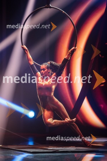  Tamia Šeme, cirkuška umetnicaSlovenija ima talent 2021, tretja polfinalna oddaja