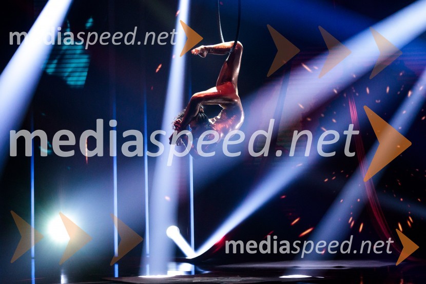  Tamia Šeme, cirkuška umetnicaSlovenija ima talent 2021, tretja polfinalna oddaja