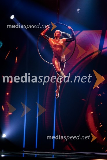  Tamia Šeme, cirkuška umetnicaSlovenija ima talent 2021, tretja polfinalna oddaja