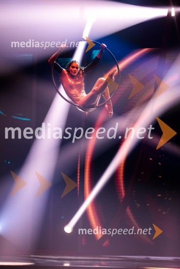  Tamia Šeme, cirkuška umetnicaSlovenija ima talent 2021, tretja polfinalna oddaja