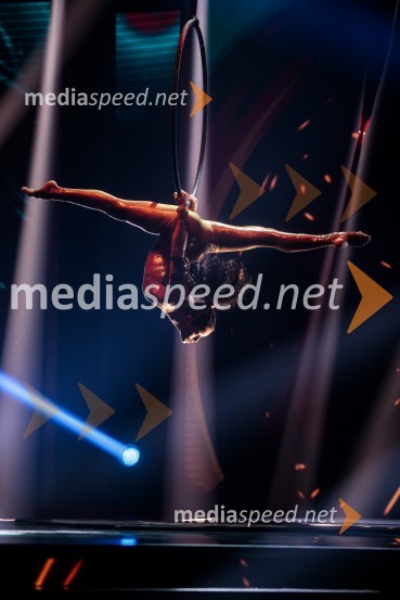  Tamia Šeme, cirkuška umetnicaSlovenija ima talent 2021, tretja polfinalna oddaja