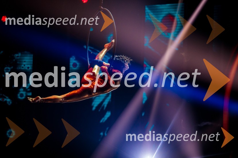  Tamia Šeme, cirkuška umetnicaSlovenija ima talent 2021, tretja polfinalna oddaja