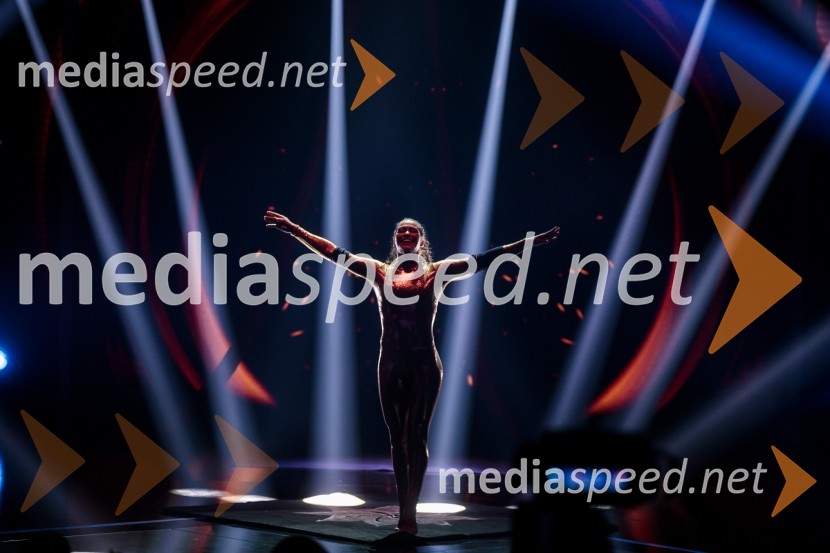  Tamia Šeme, cirkuška umetnicaSlovenija ima talent 2021, tretja polfinalna oddaja