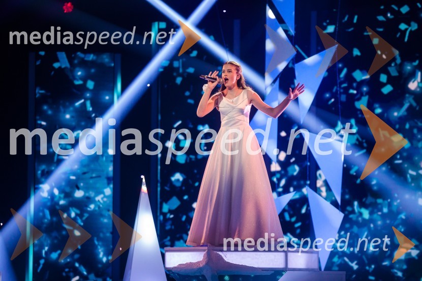  Tina PezdirecSlovenija ima talent 2021, tretja polfinalna oddaja