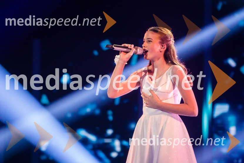  Tina PezdirecSlovenija ima talent 2021, tretja polfinalna oddaja