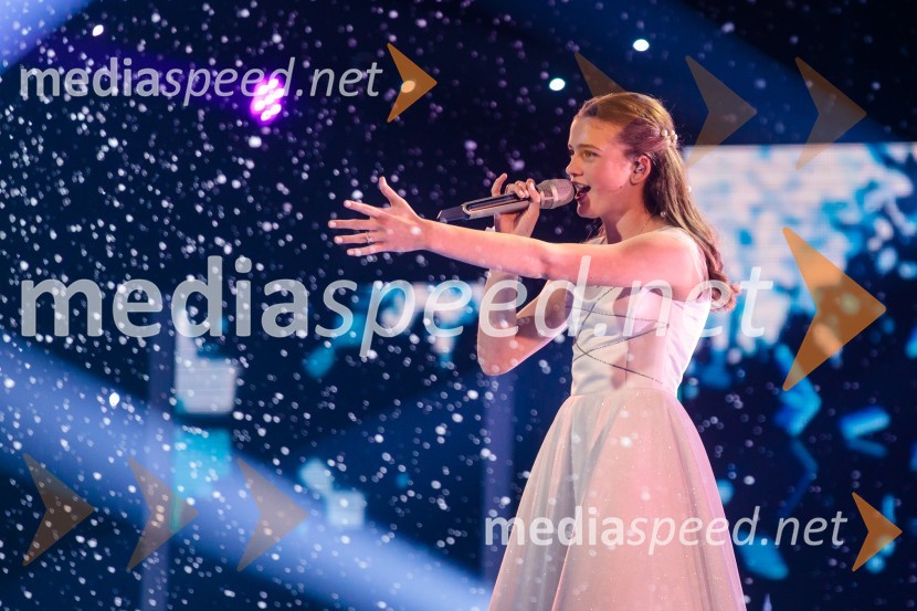  Tina PezdirecSlovenija ima talent 2021, tretja polfinalna oddaja
