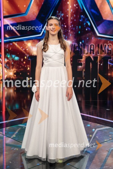  Tina PezdirecSlovenija ima talent 2021, tretja polfinalna oddaja