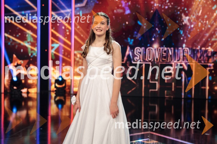  Tina PezdirecSlovenija ima talent 2021, tretja polfinalna oddaja