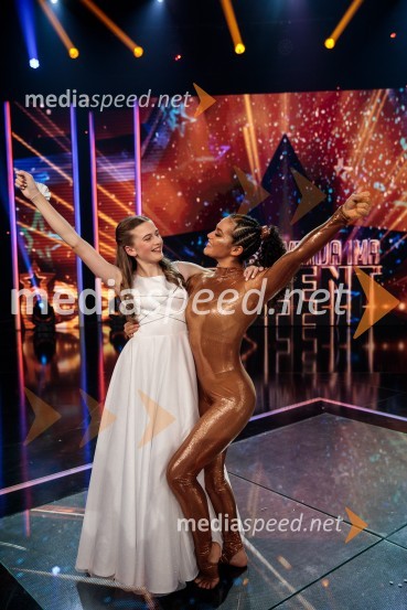  Tina Pezdirec;  Tamia Šeme, cirkuška umetnicaSlovenija ima talent 2021, tretja polfinalna oddaja