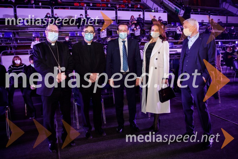 mag. Alojzij Cvikl, predsednik Slovenske karitas;  ... ;  ... ;  ... ;  ... Klic dobrote 2021, dobrodelni koncert