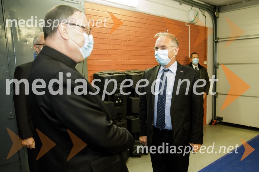 mag. Alojzij Cvikl, predsednik Slovenske karitas;  Aleš Hojs, Minister za notranje zadeveKlic dobrote 2021, dobrodelni koncert