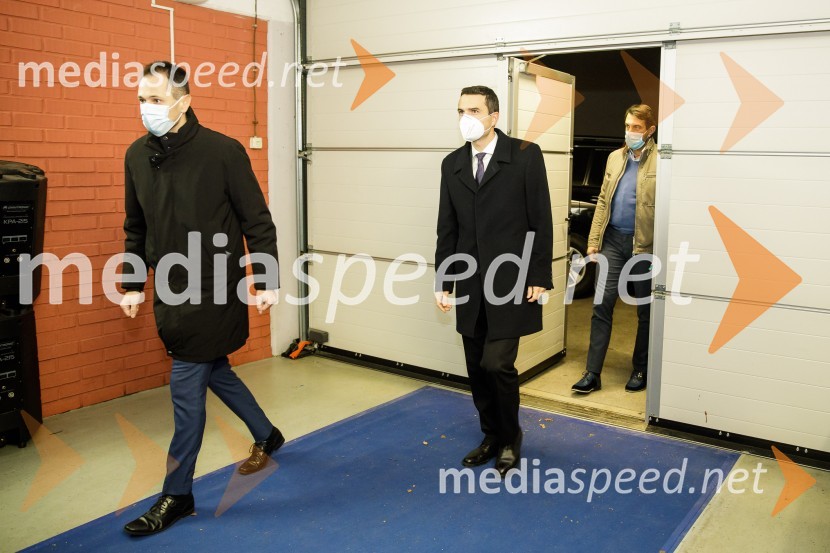  ... ;  Matej Tonin, podpredsednik vlade in minister za obramboKlic dobrote 2021, dobrodelni koncert