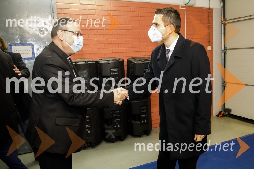 mag. Alojzij Cvikl, predsednik Slovenske karitas;  Matej Tonin, podpredsednik vlade in minister za obramboKlic dobrote 2021, dobrodelni koncert